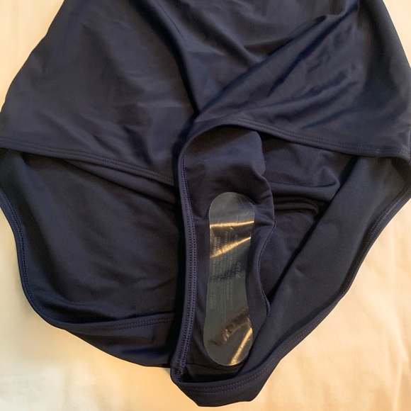 Aerie Bandeau Cut-Out One-Piece - Picture 2 of 4